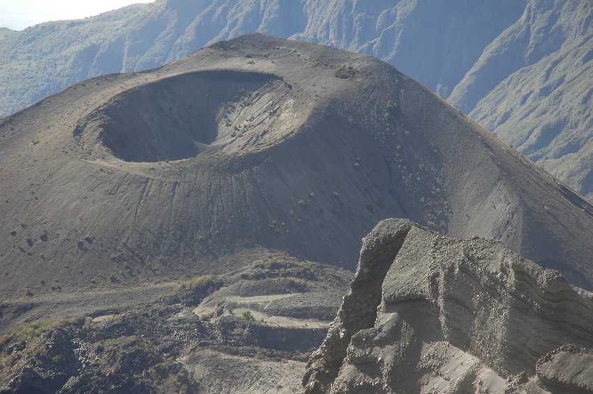 Hiking Mount Meru – Tanzania