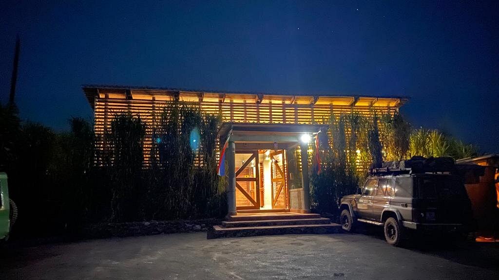 gorilla trekking safari staying at Kiho Gorilla Safari Lodge
