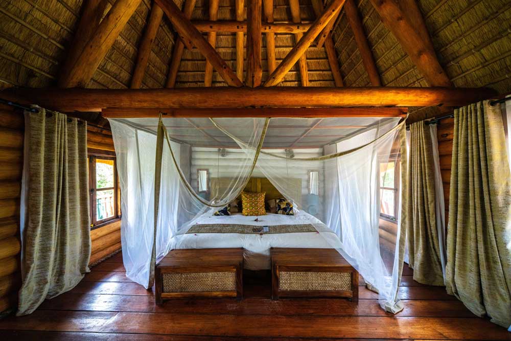 Inside the room of the Luxury cottages at Kyaninga Lodge
